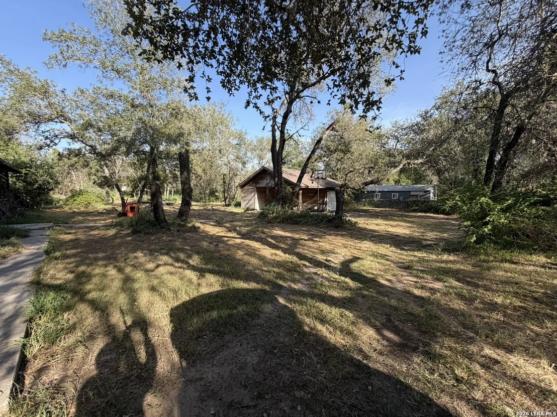 Photo of 23798 MATHIS RD
