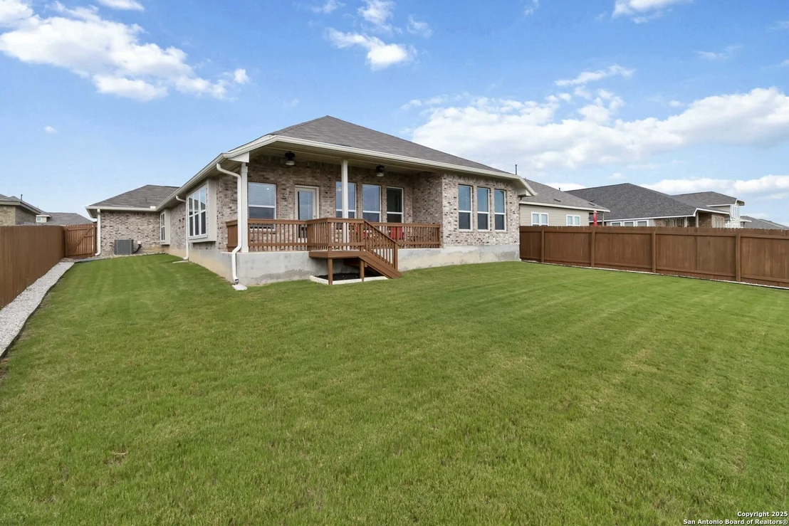 Photo of 5433 Flutter Ln