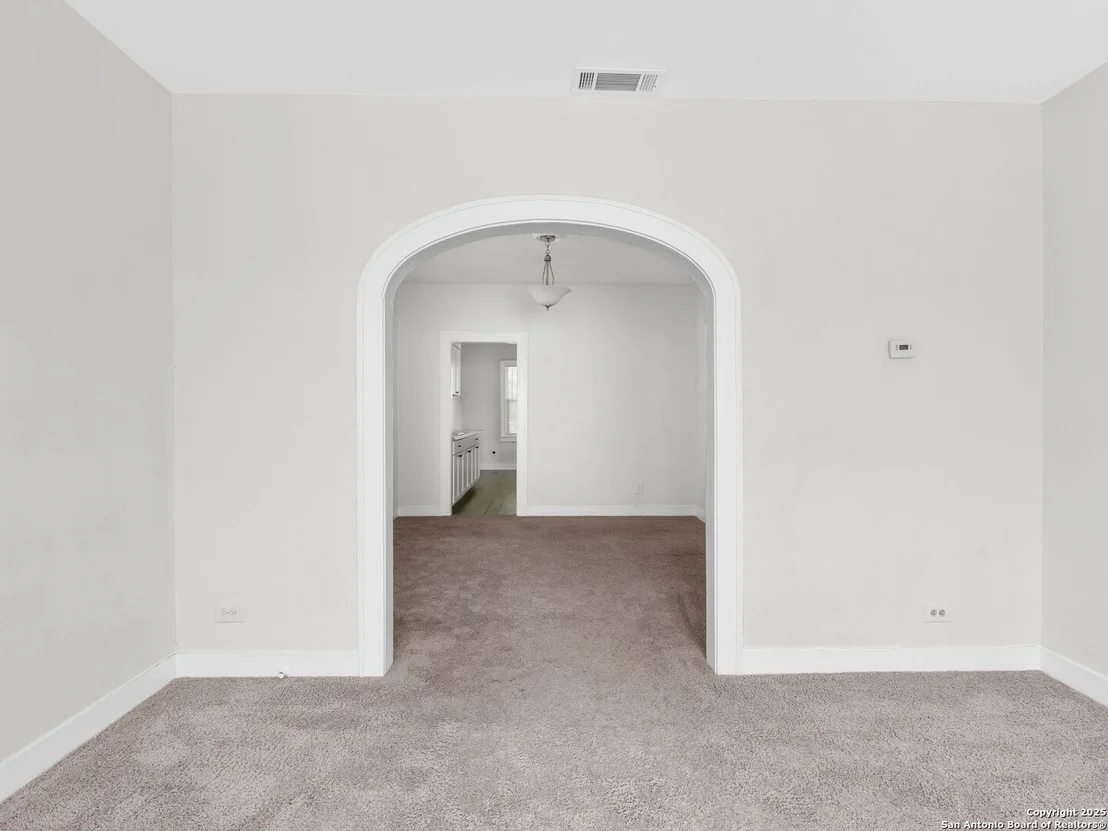 Photo of 1013 Sacramento