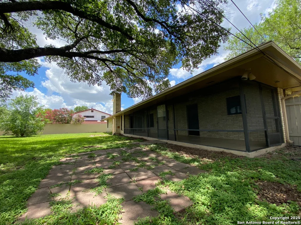 Photo of 749 Windrock