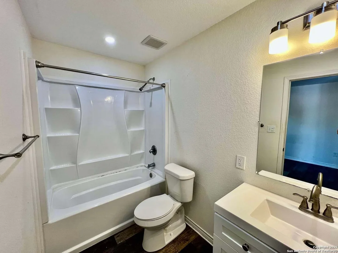 Photo of 147 Silver Creek