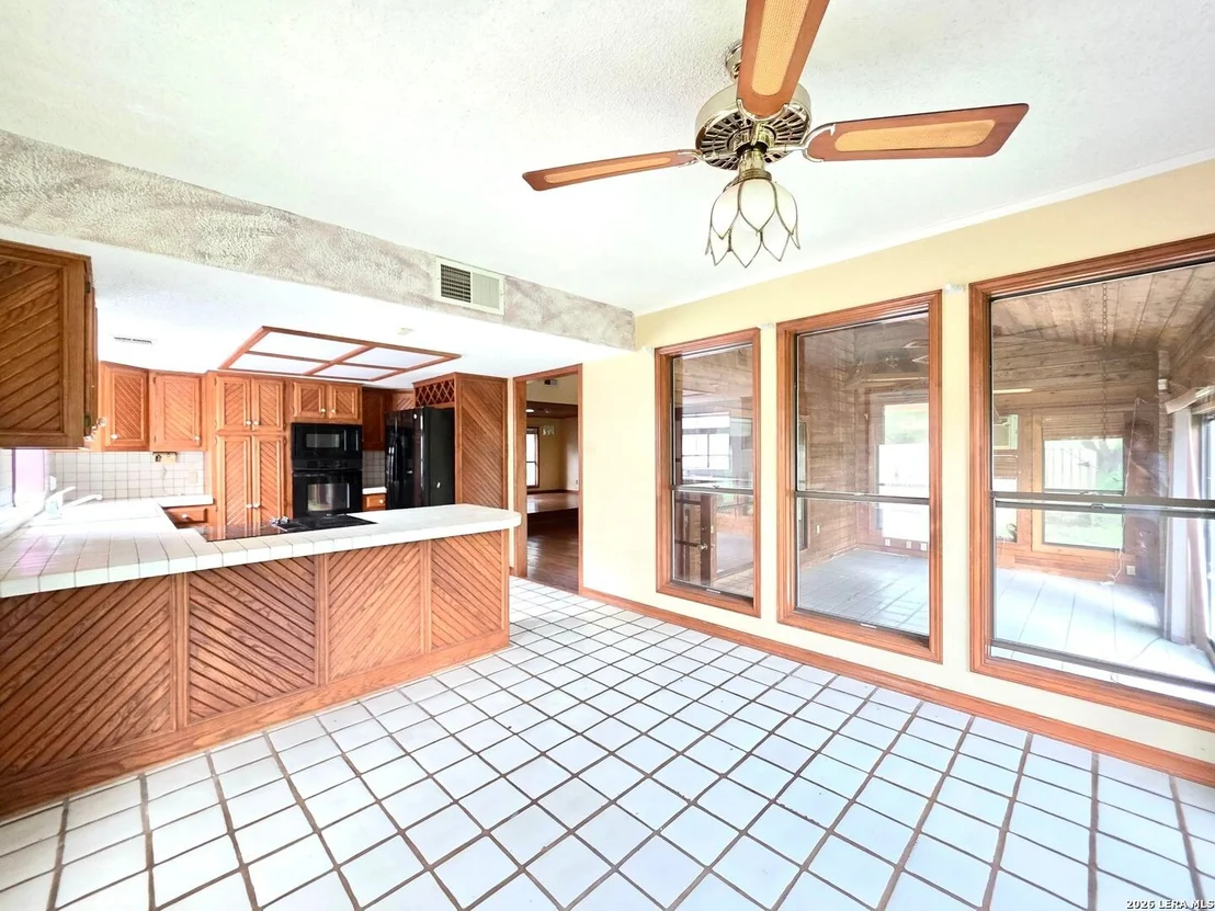 Photo of 6218 Pine Needles Ln.