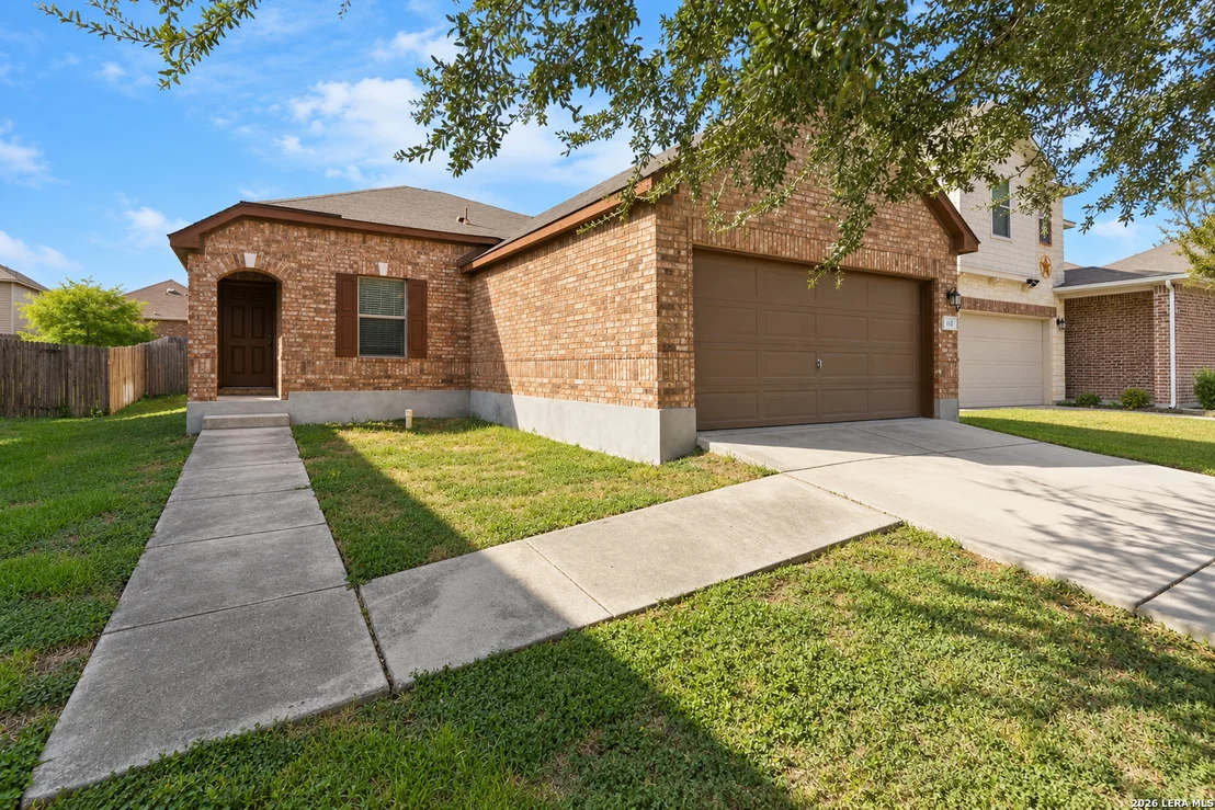 Photo of 112 HINGE CHASE
