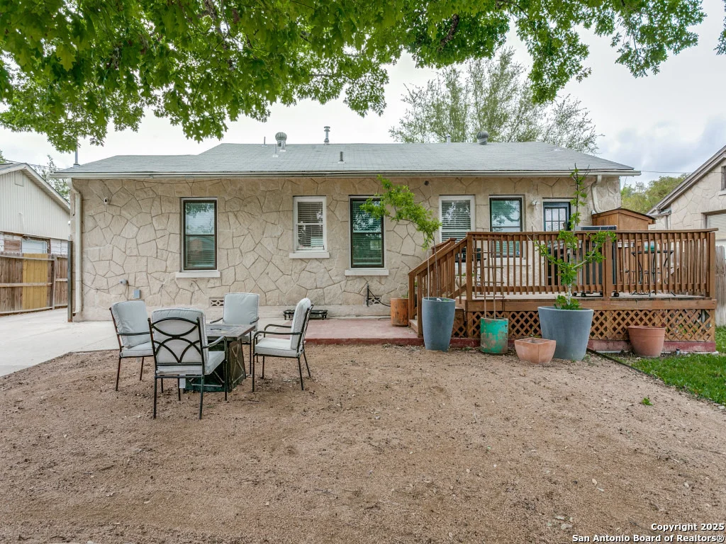Photo of 223 Thorain