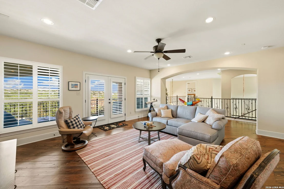 Photo of 315 Candelaria