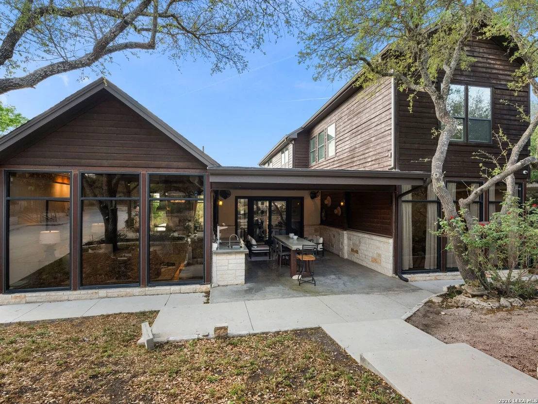 Photo of 1146 VICTORIA LN