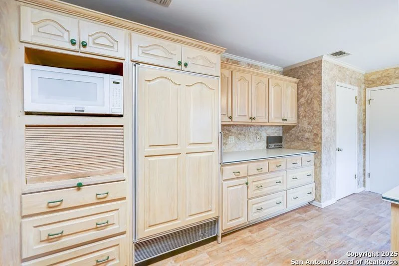Photo of 501 Balfour