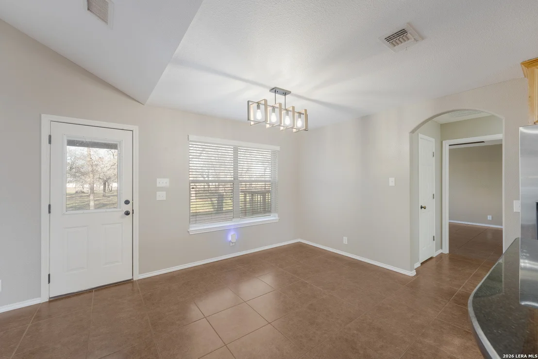 Photo of 521 JACOBS LN