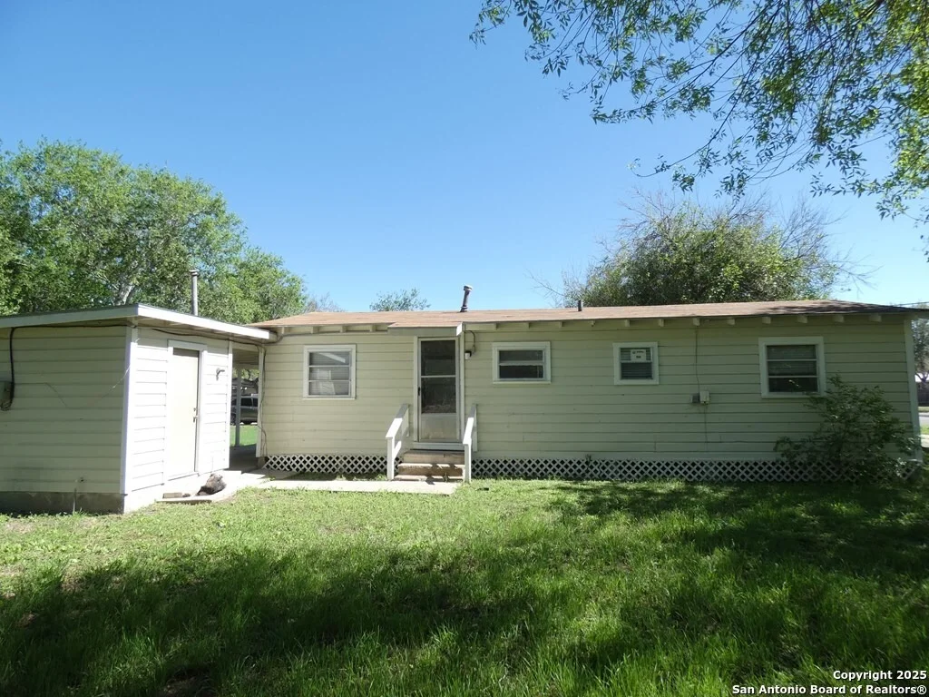 Photo of 1411 Retama