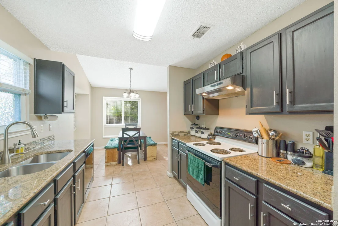 Photo of 4722 Saddle Ridge