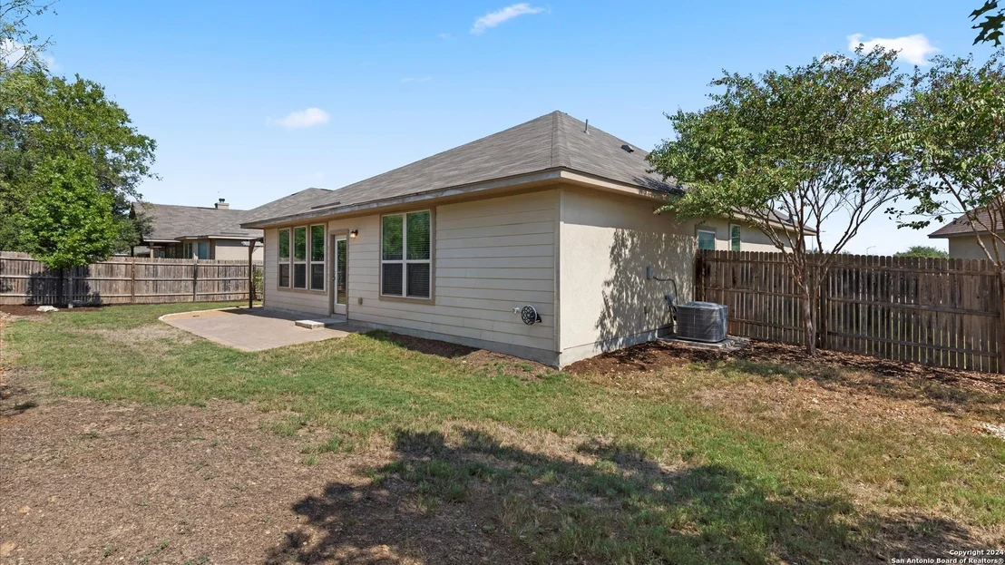Photo of 520 MEADOW WIND