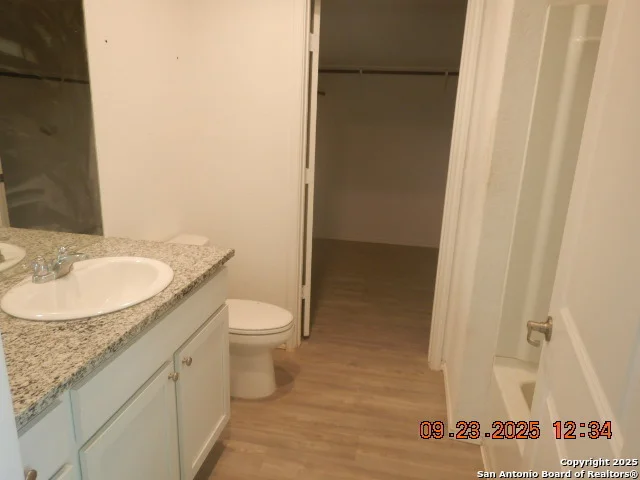 Photo of 711 Cook Bend