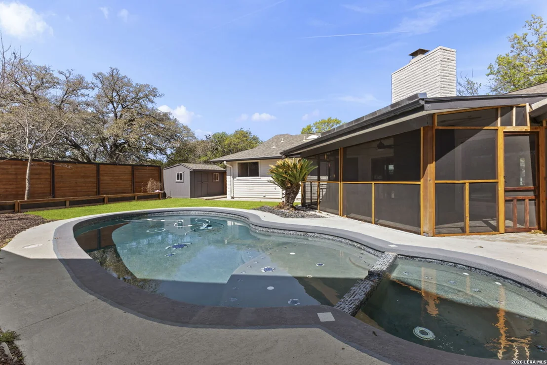 Photo of 1516 Caper