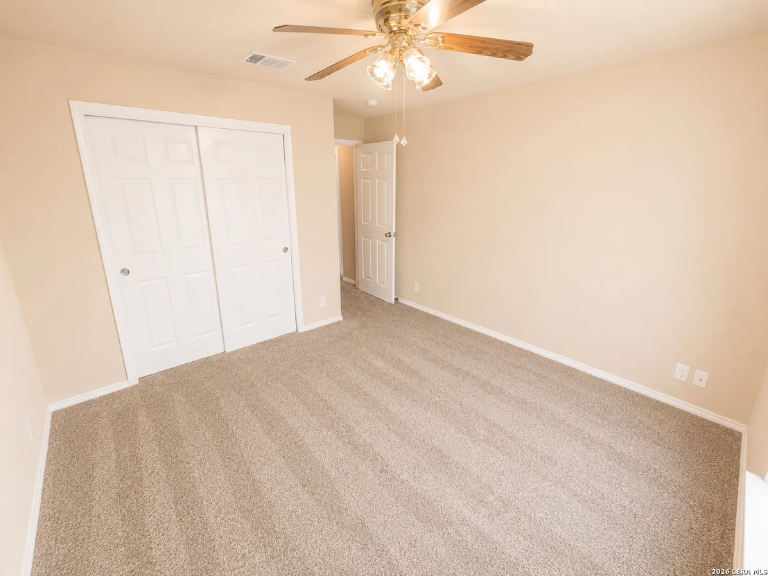 Photo of 535 DIANA DR