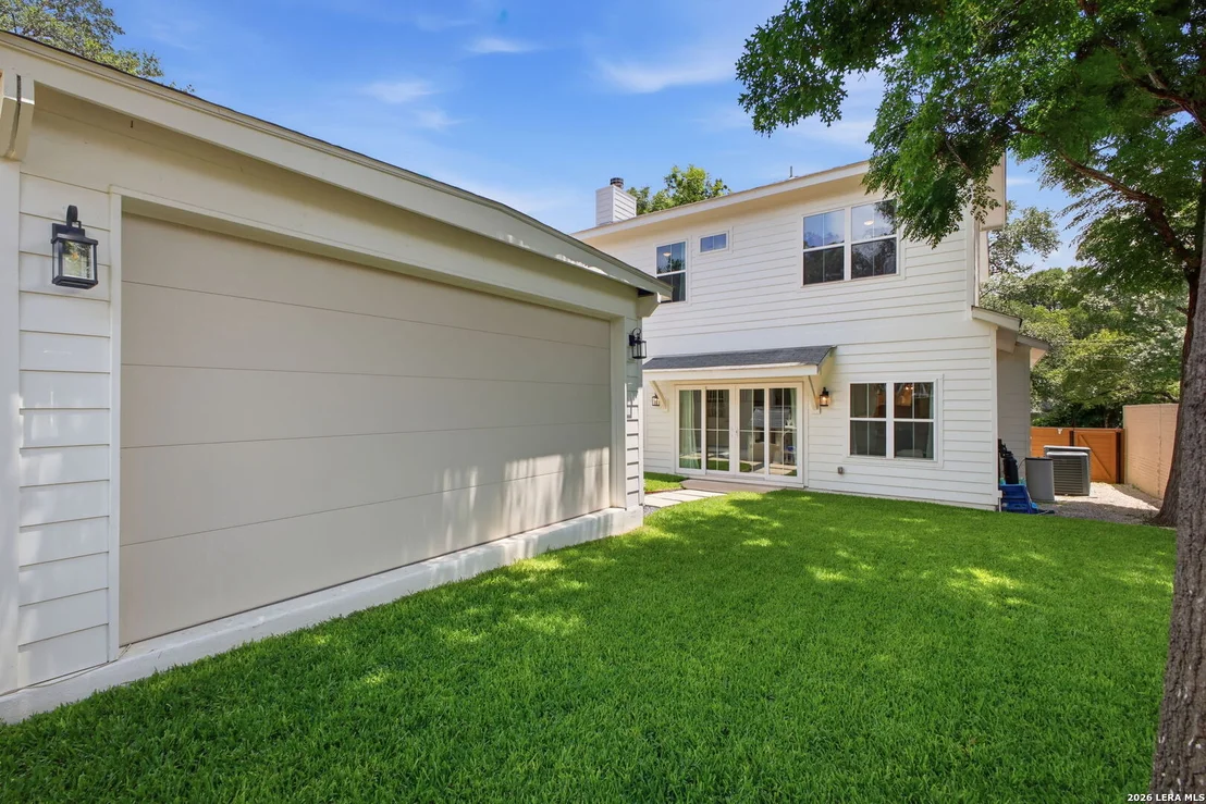 Photo of 301 OGDEN LN