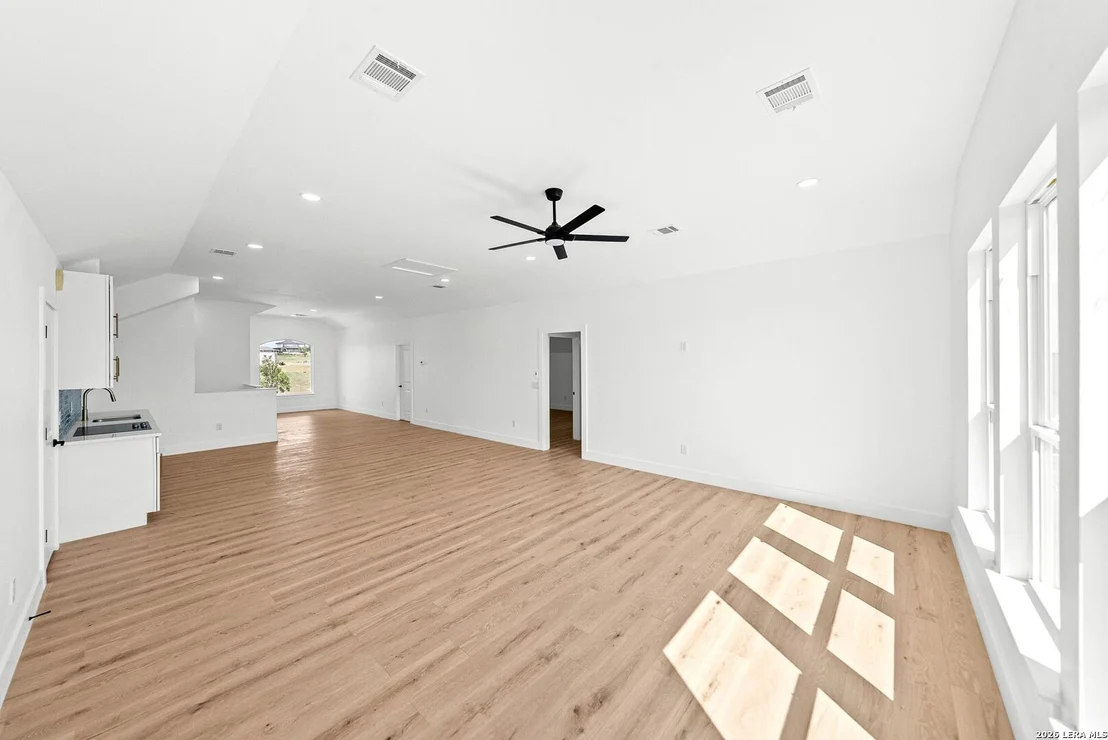 Photo of 7166 Newman Blvd