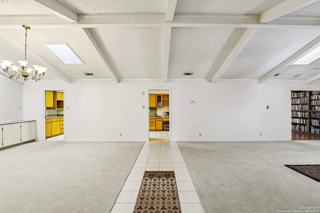 Photo of 5817 Winding Ridge