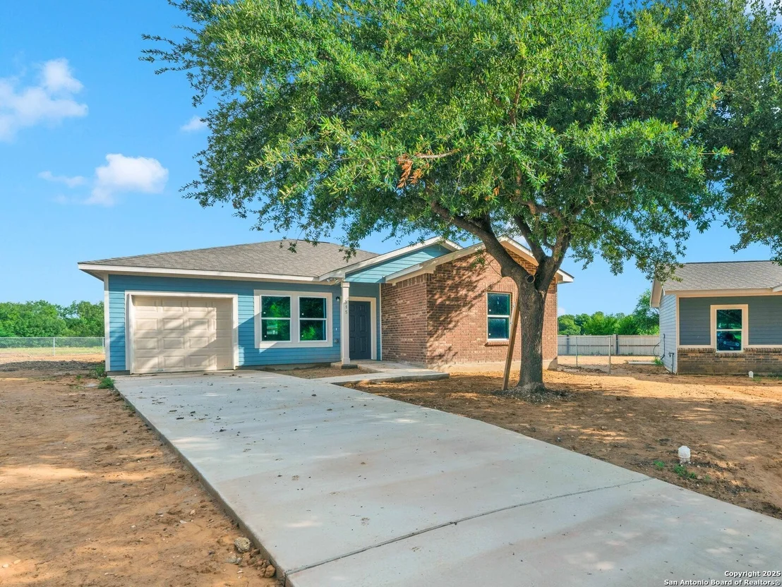Photo of 315 VILLA ROSA