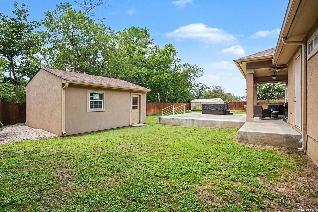 Photo of 233 MEADOWLARK LN