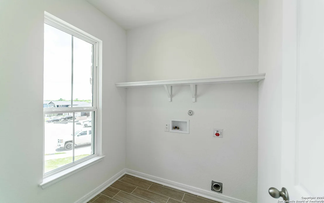 Photo of 4881 Knox View