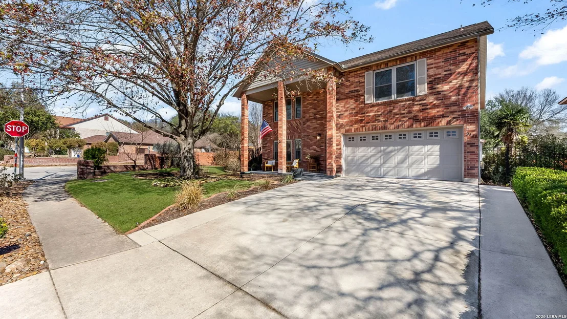 Photo of 2849 Lotus Park