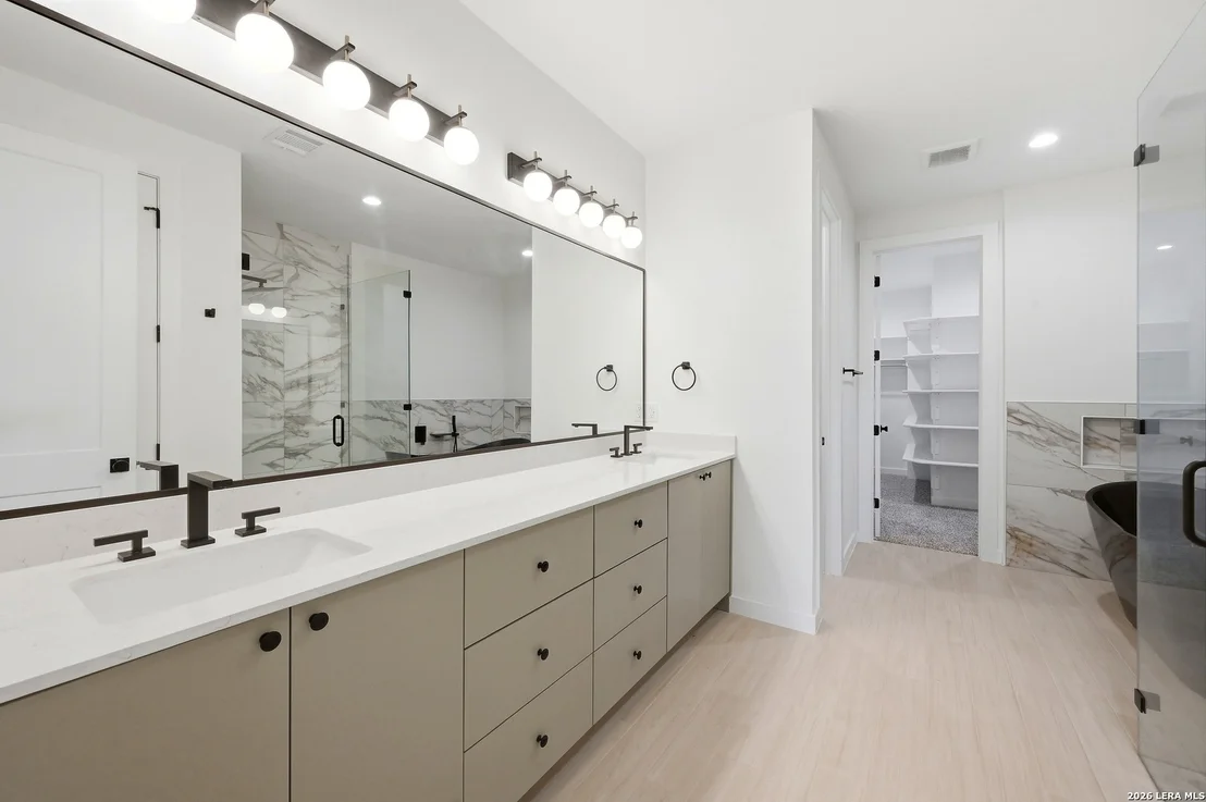 Photo of 328 Compass Rose
