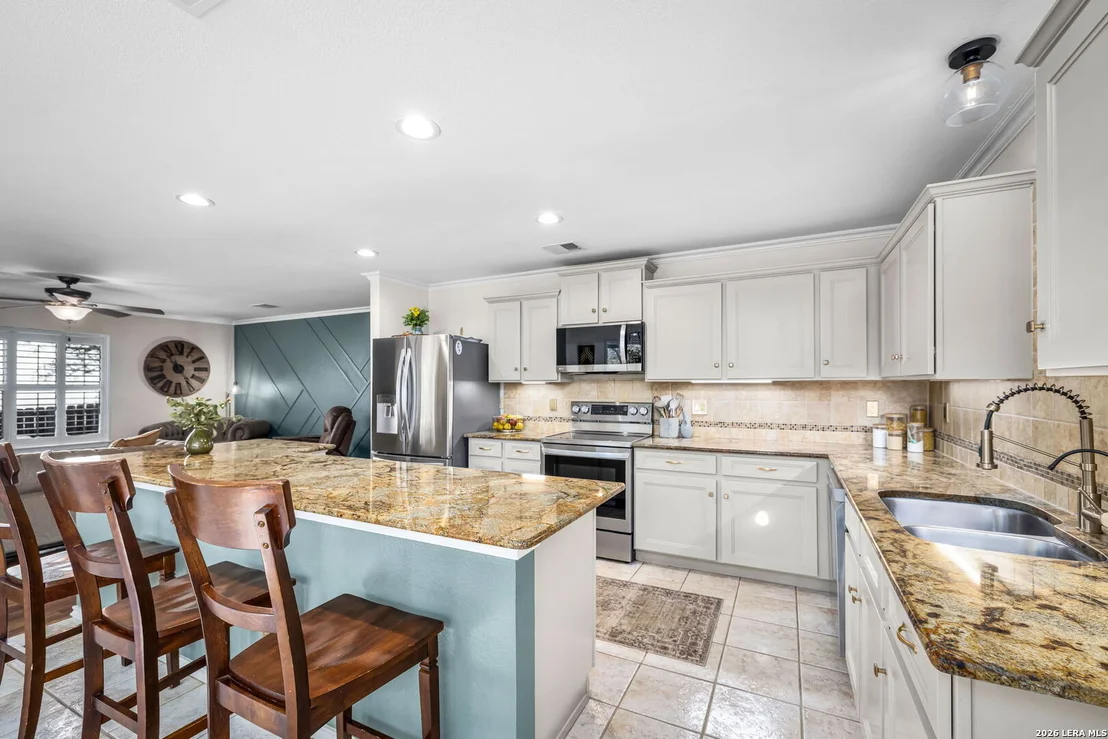 Photo of 231 Samantha Dr