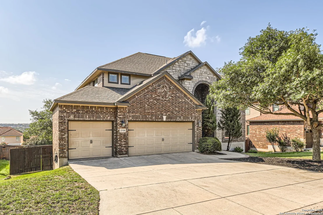 Photo of 25518 Coronado Bluff