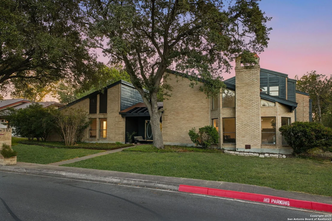 Photo of 6302 Cypress