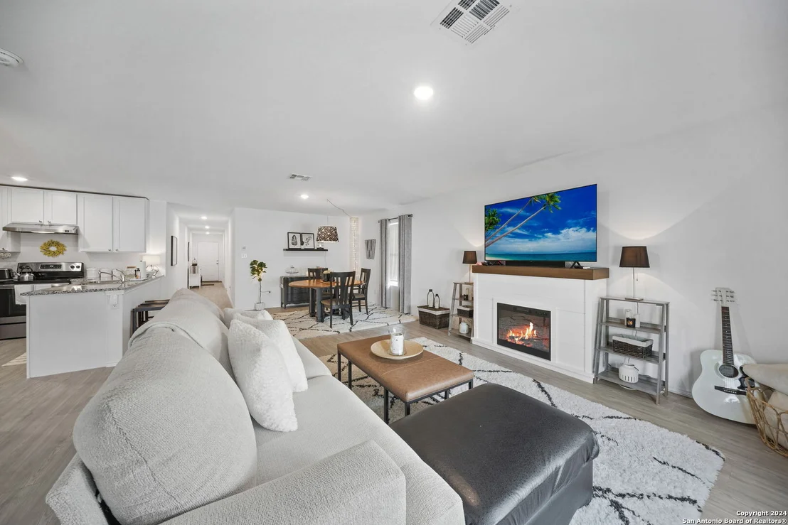 Photo of 5715 Mountain Point