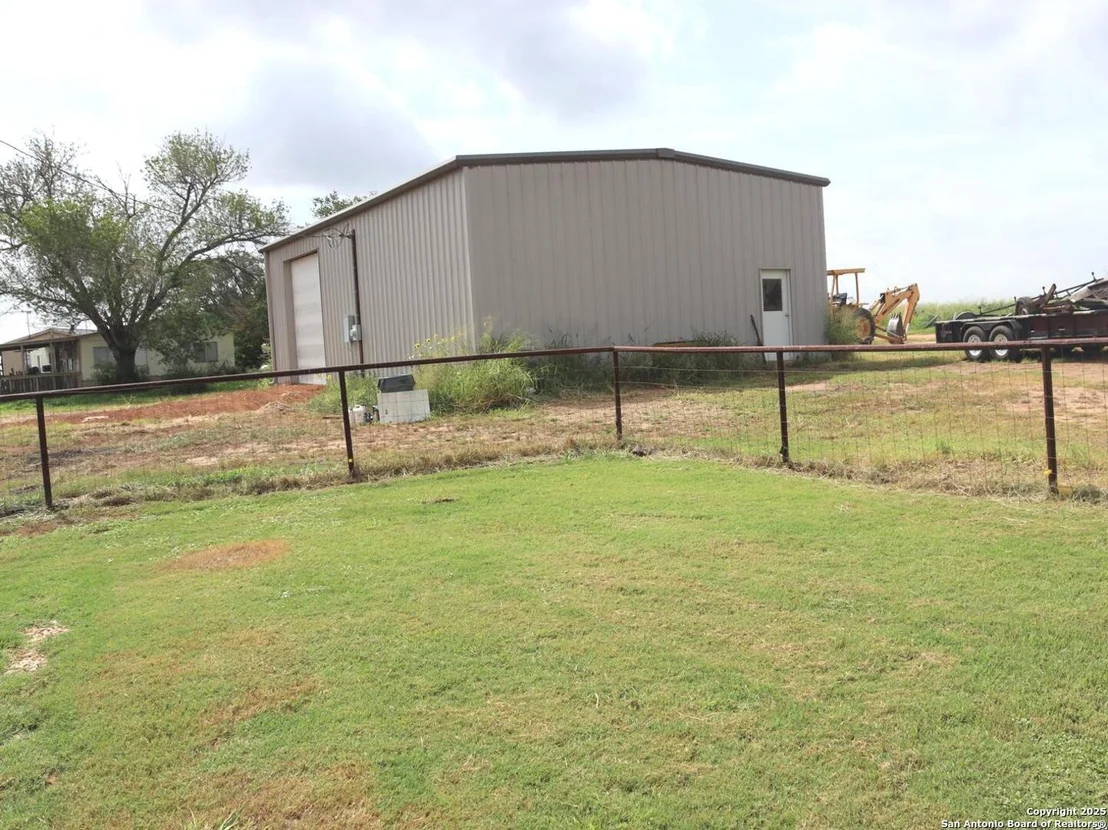 Photo of 1571 State Highway 173