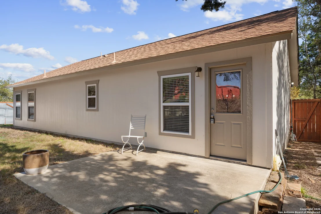 Photo of 1376 Hedgestone