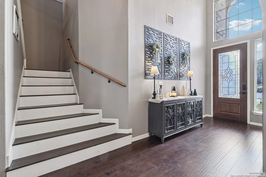 Photo of 407 Mesa Cyn