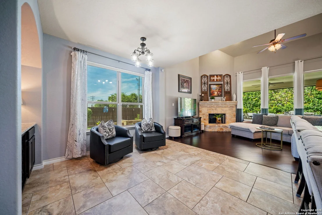 Photo of 505 Saddle Hill