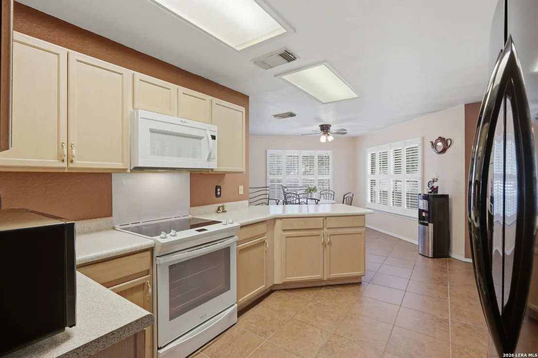 Photo of 121 Springtree Pkwy