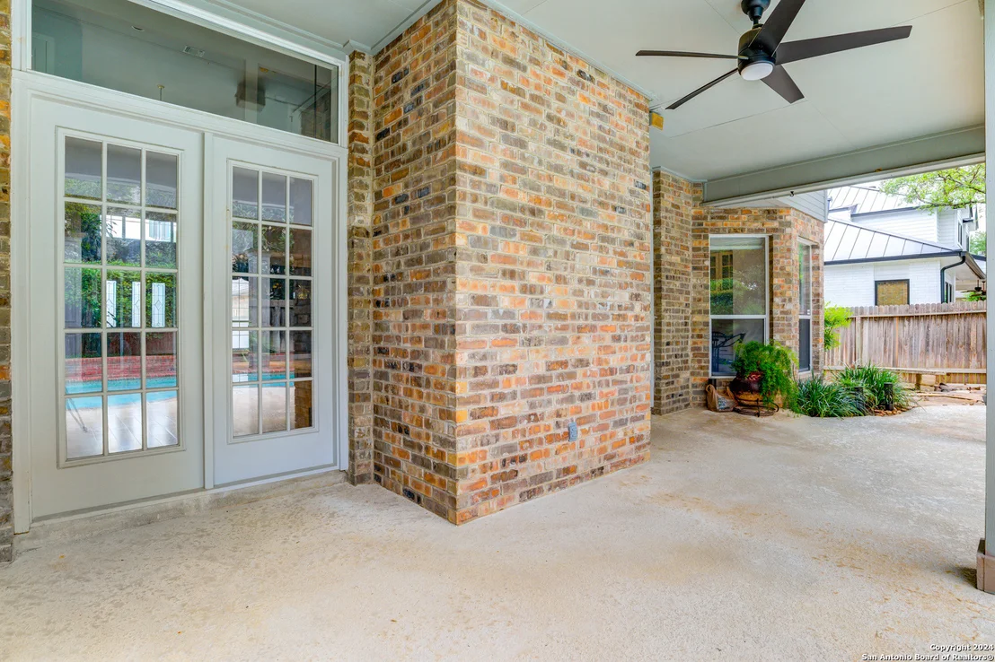 Photo of 15622 Dawn Crest