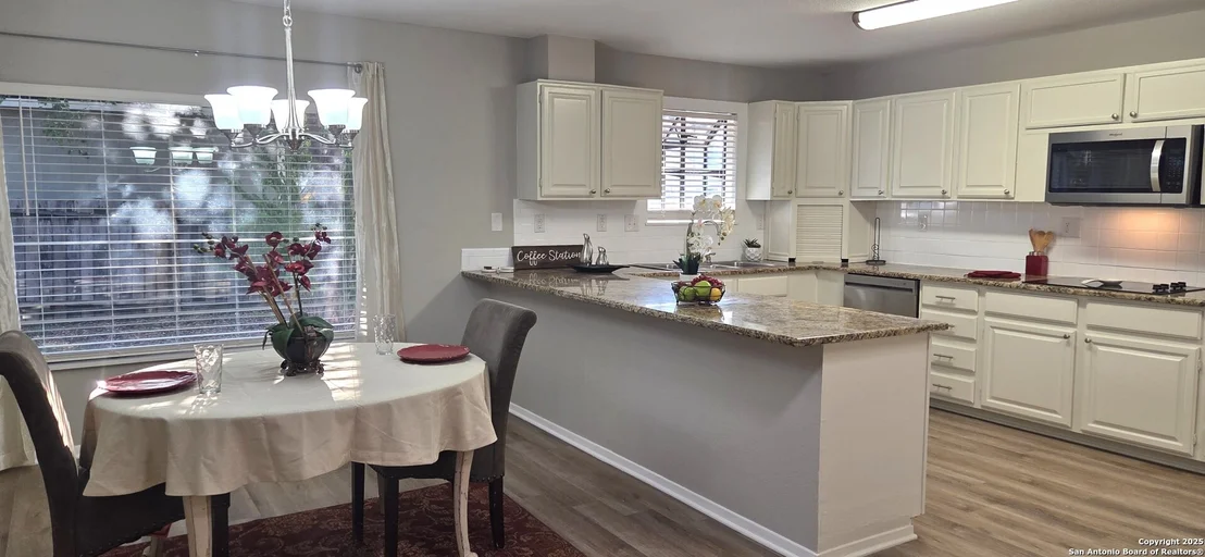 Photo of 7530 Meadow Green