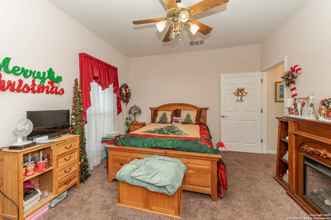 Photo of 840 W RANCH ROAD 337