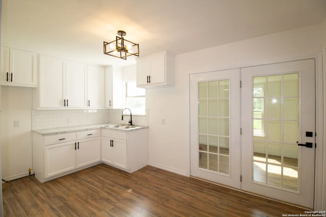 Photo of 2677 Lehman