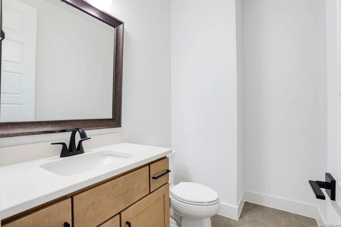 Photo of 27815 Arrowsmith