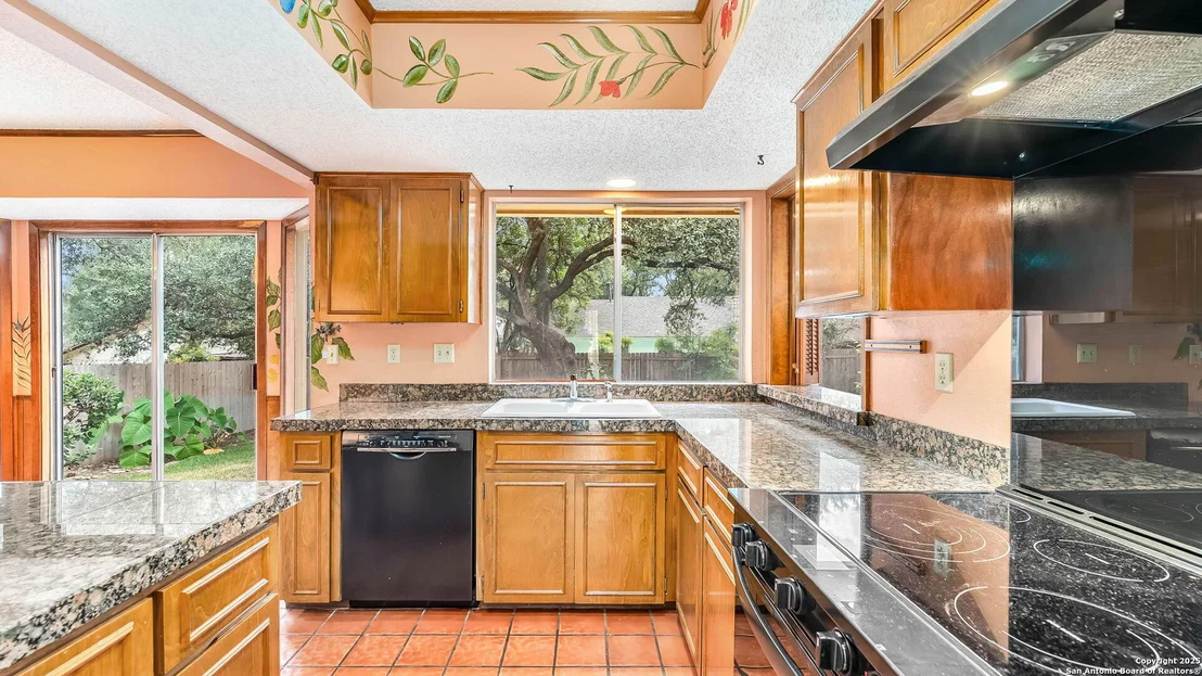 Photo of 13542 Hollow View