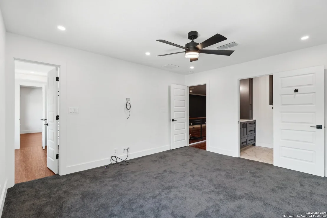 Photo of 3902 Creek Pt