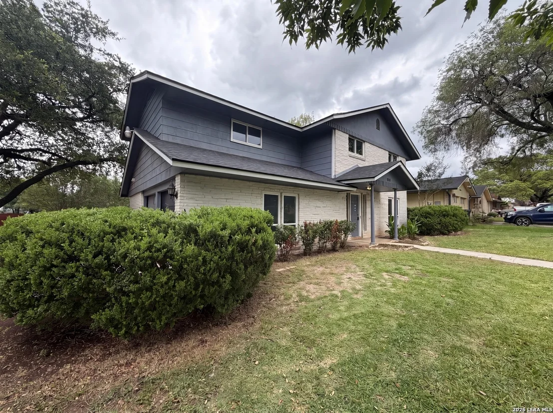 Photo of 13930 WINDING HL
