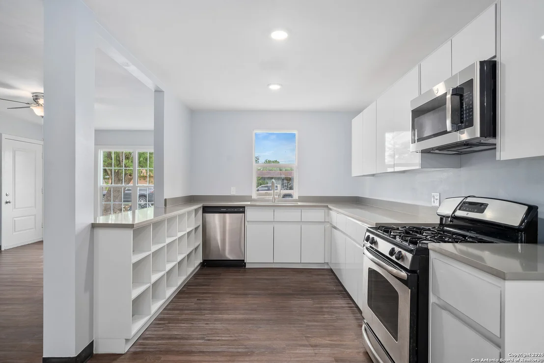 Photo of 1110 Stratton