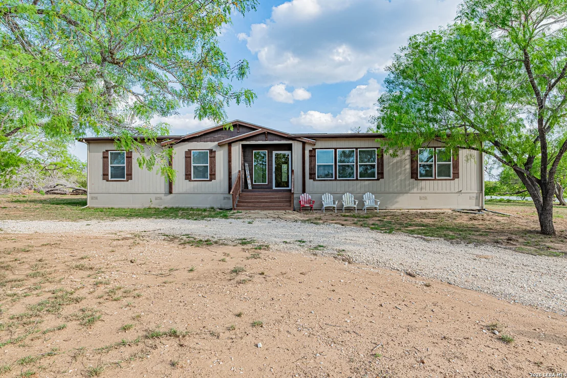 Photo of 819 County Road 356