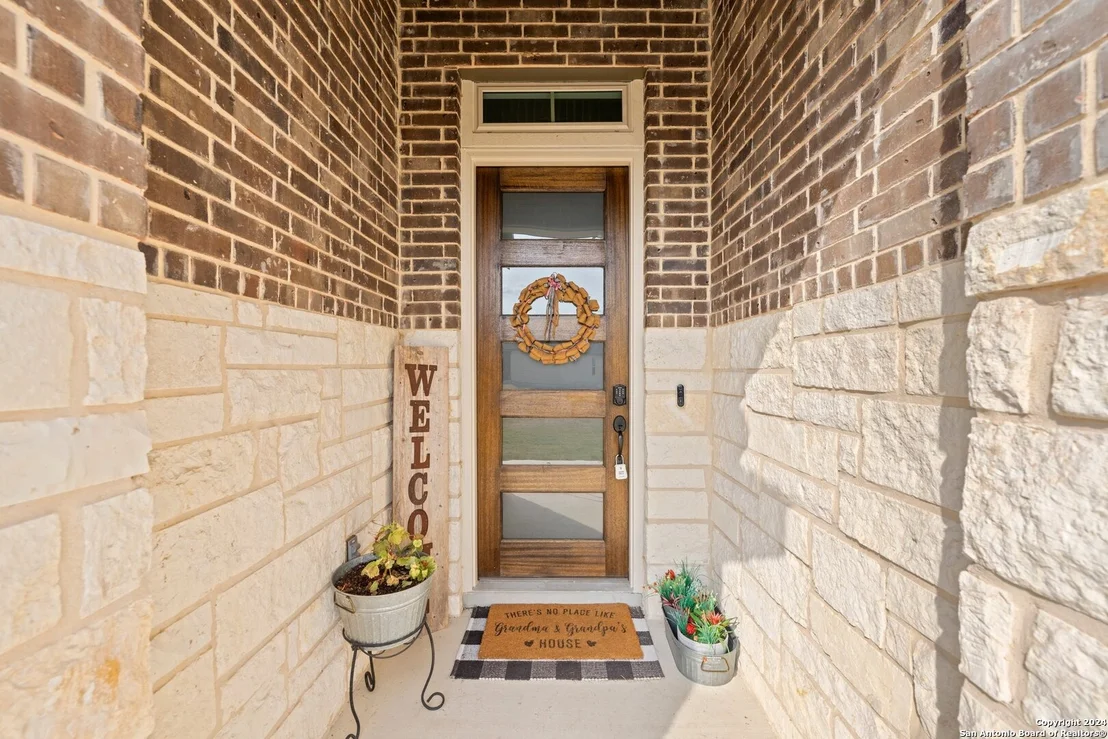 Photo of 143 Arched Oak Loop