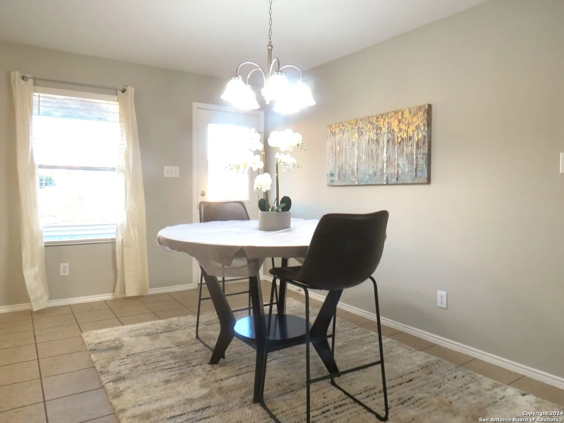 Photo of 241 N WILLOW WAY