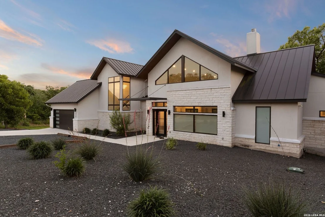 Photo of 230 Turtle Ln