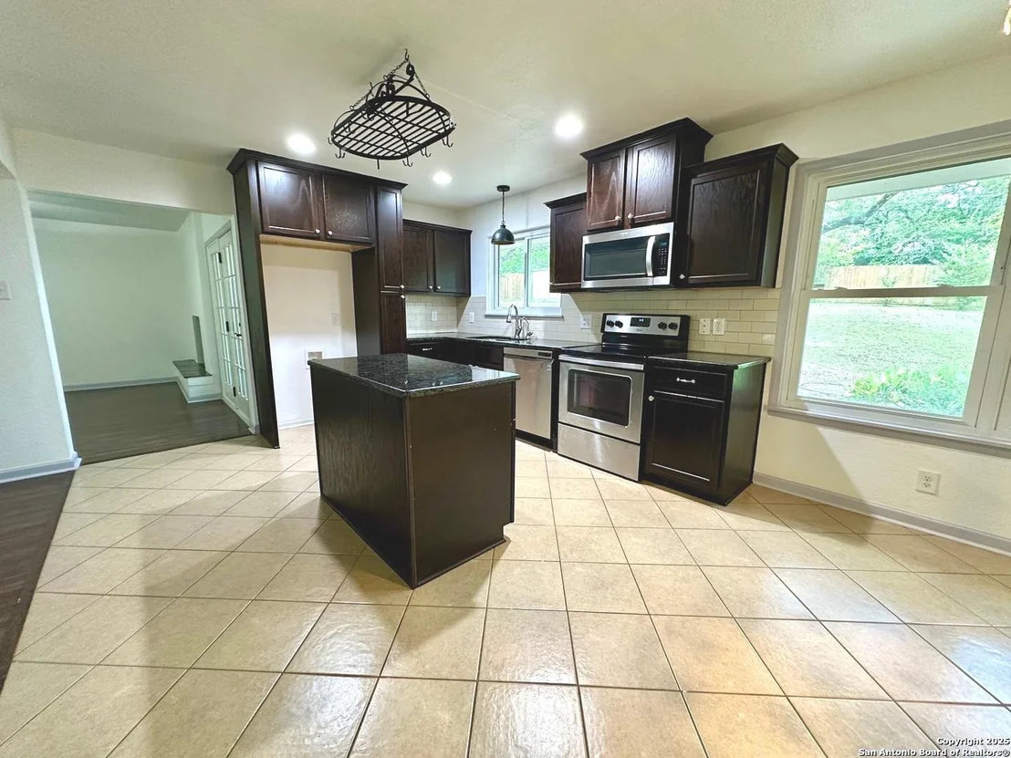 Photo of 10618 Cedar Elm