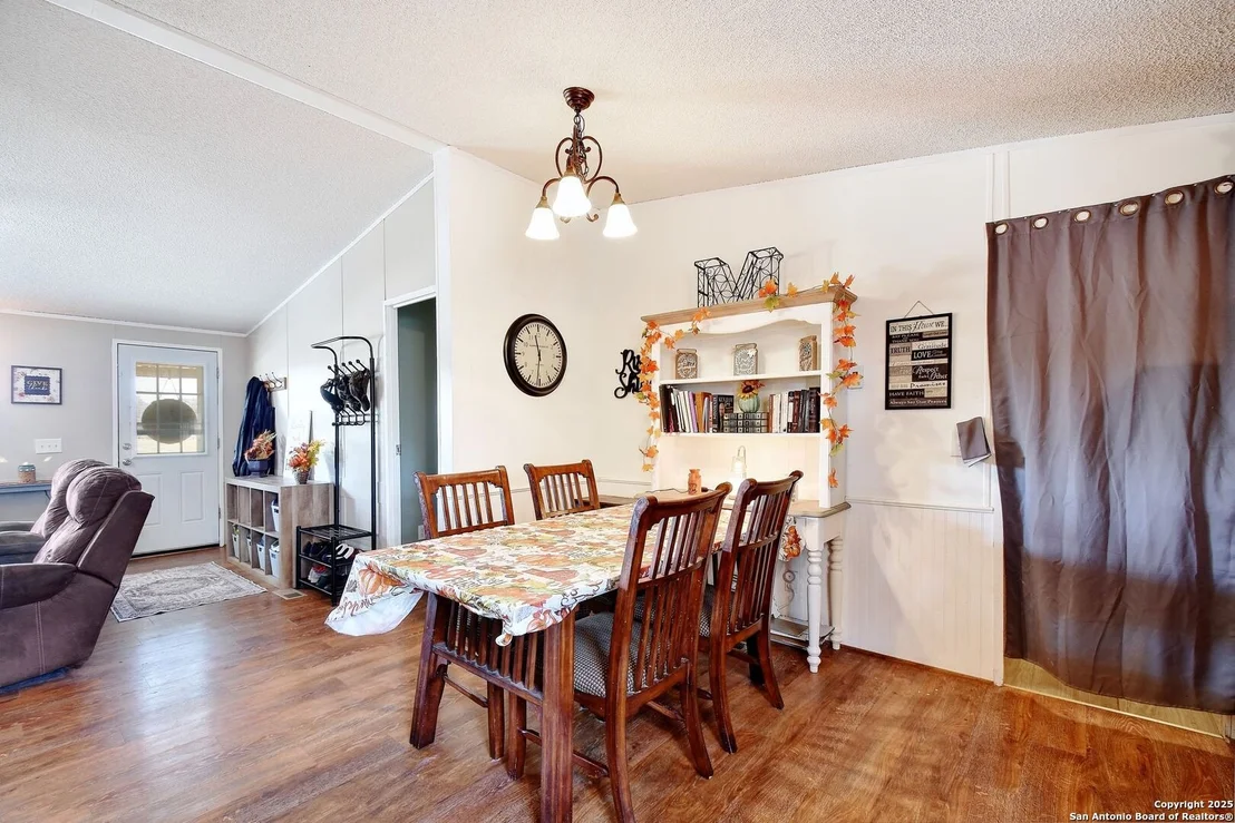 Photo of 436 Old Colony